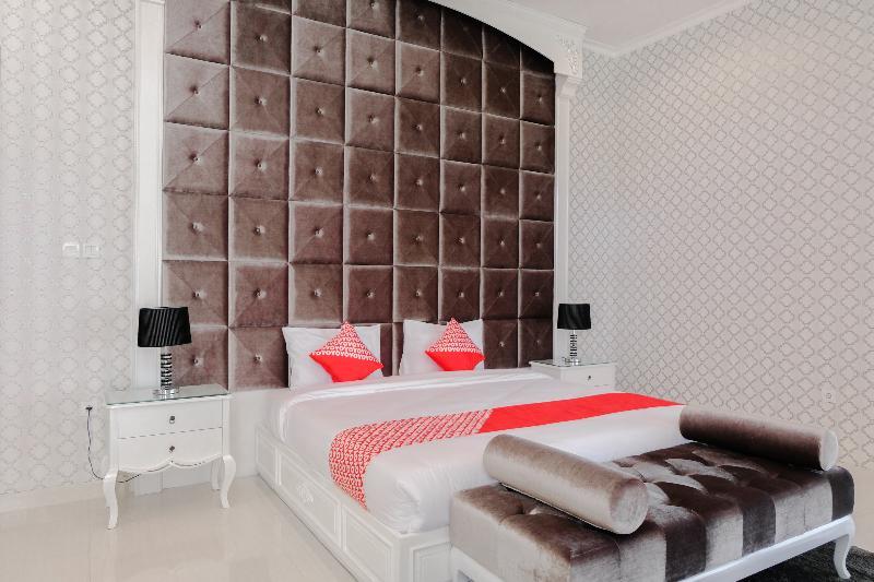 โอโย 1110 ไอเจน บูติก เฮาส์ Hotel มะลัง ภายนอก รูปภาพ